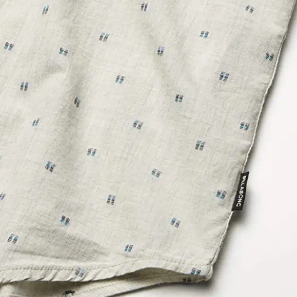 Billabong All Day Jacquard Short Sleeve Shirt NWT - Picture 3 of 9